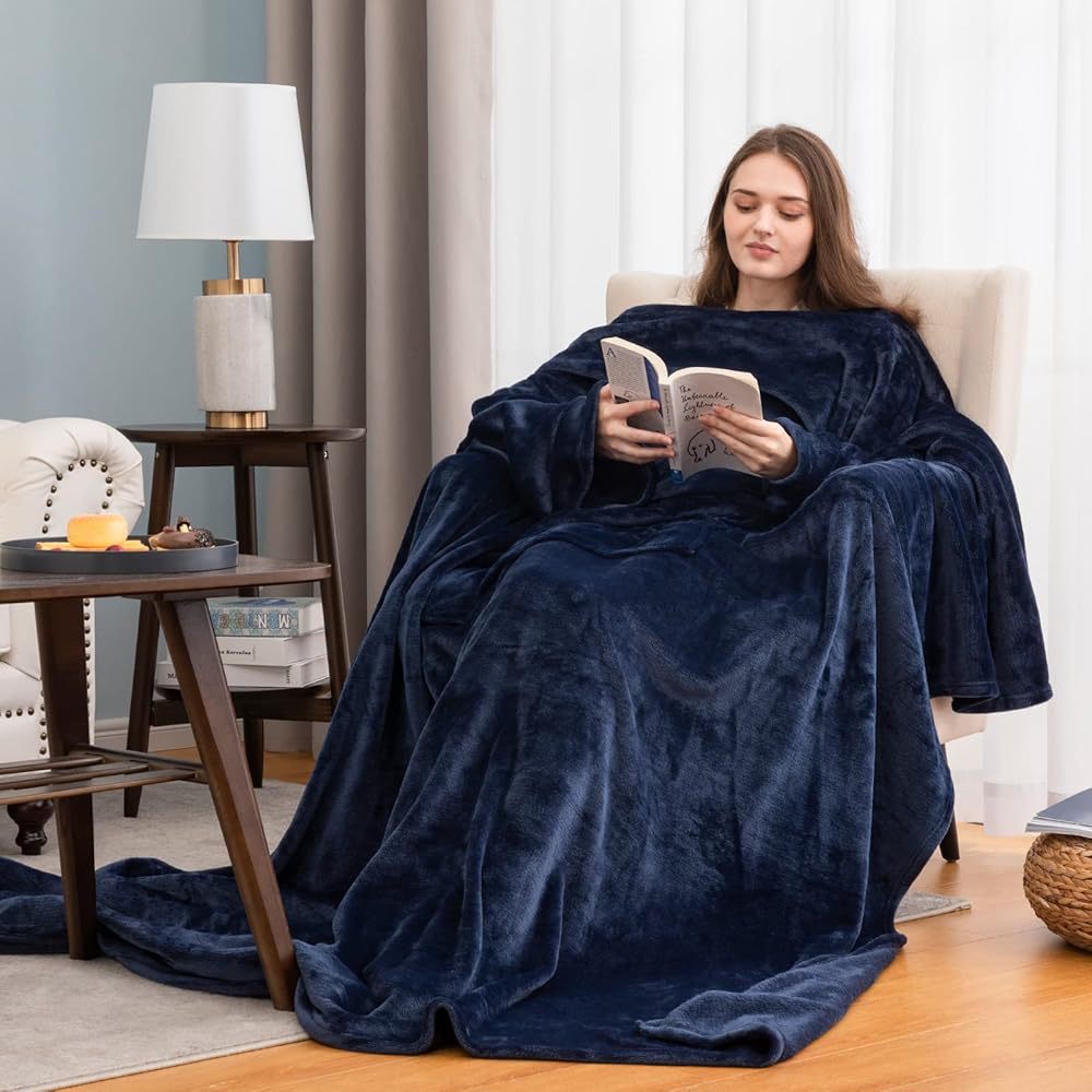 Ultimate Comfort Sherpa Hooded Blanket – Your Cozy Companion for Home Relaxation