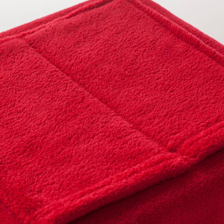 Warm Soft Coral TV Blanket – Cozy Comfort for Every Season