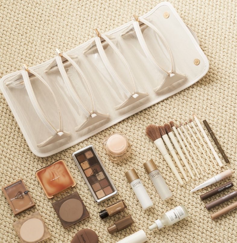 Ultimate Portable Travel Makeup Bag - Large Capacity & Waterproof Design