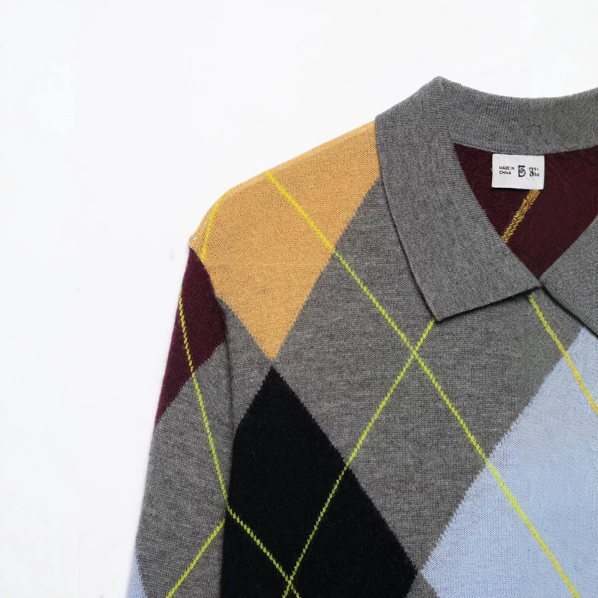 Elevate Your Style with Our Diamond Patterned Knitted Sweater for Women